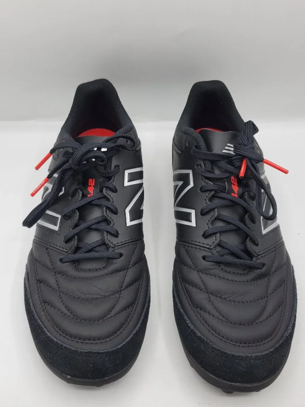 NWOT NEW BALANCE 442 V2 TEAM TF SOCCER SHOES